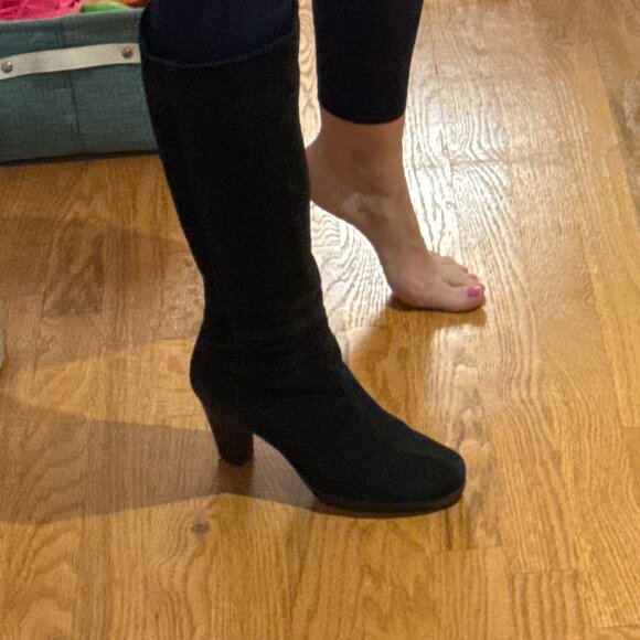 La CANADIENNE Shoes - La Canadienne Black Suede Platform Knee-High Boots